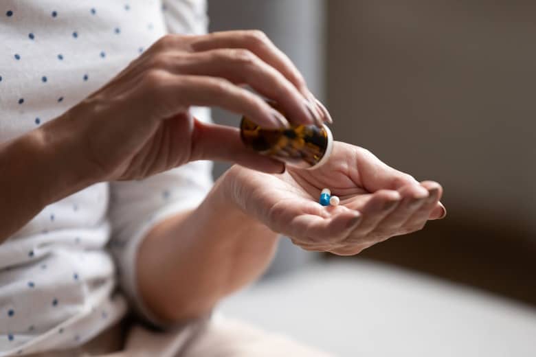 What medications can treat alcohol withdrawal?||What medications can treat alcohol withdrawal?